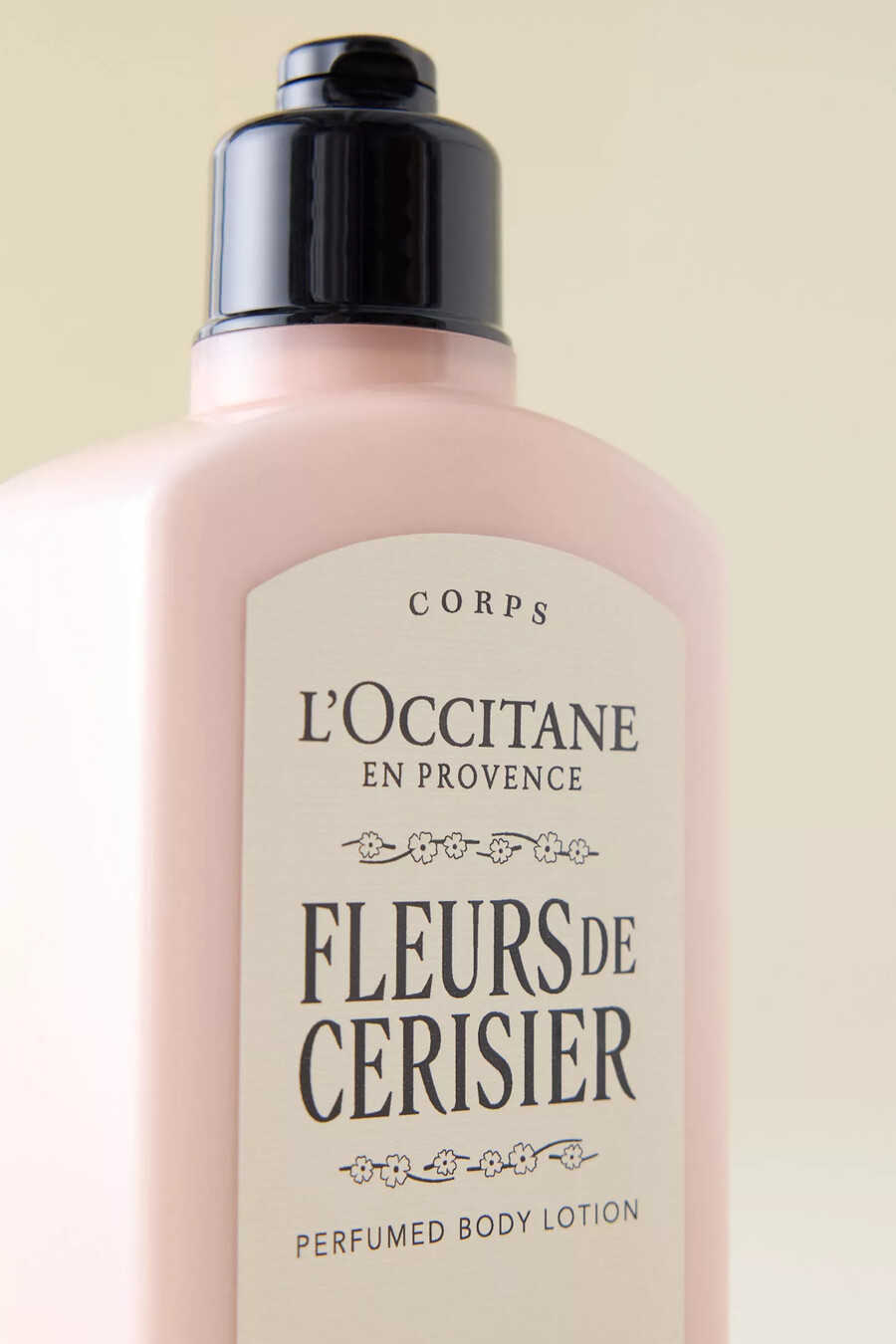 loccitane fleurs de cerisier körperlotion