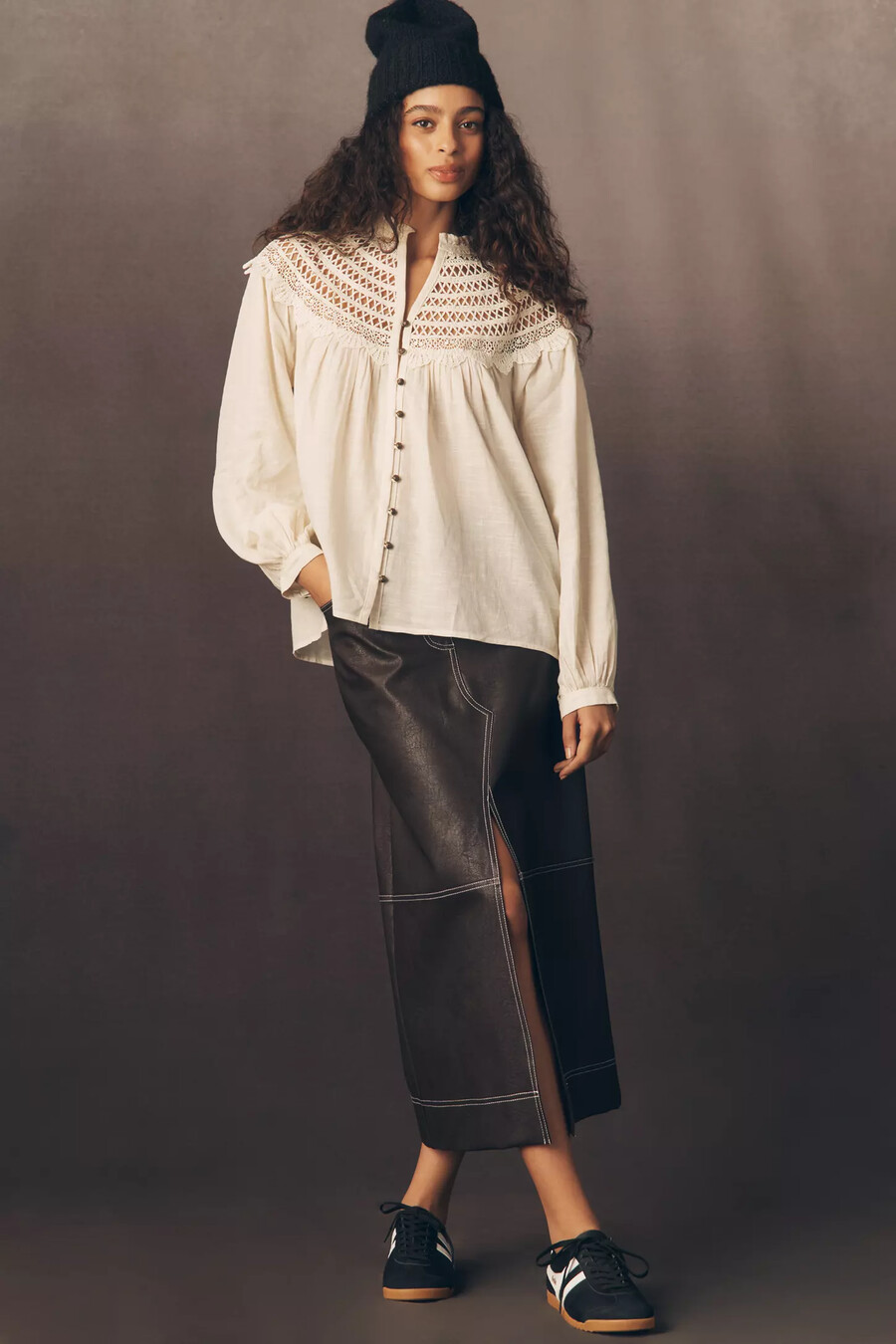 bauernbluse mit pilcro-spitzenpasse