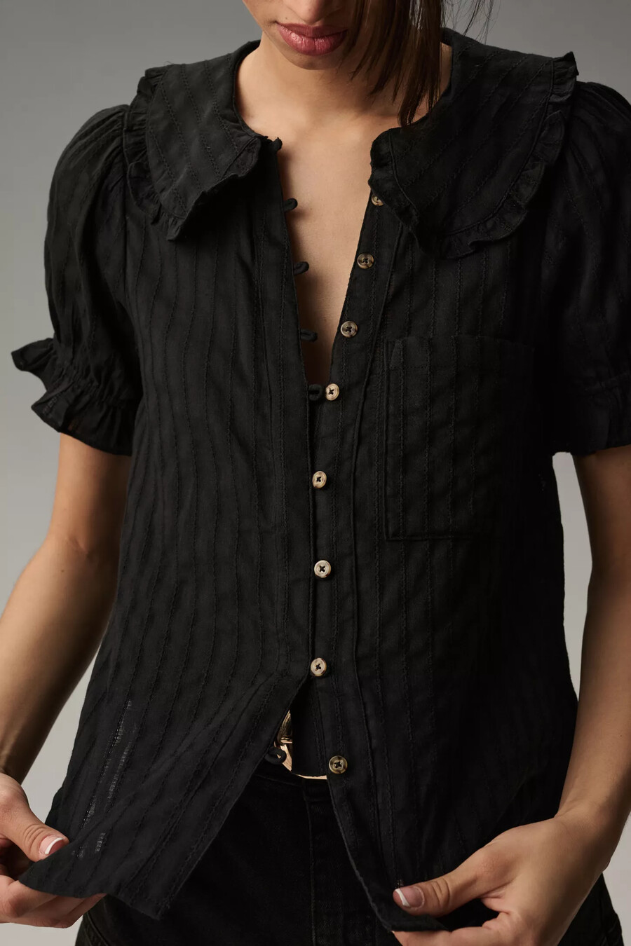 die bluse „keira mit kragen und knopfleiste von pilcro