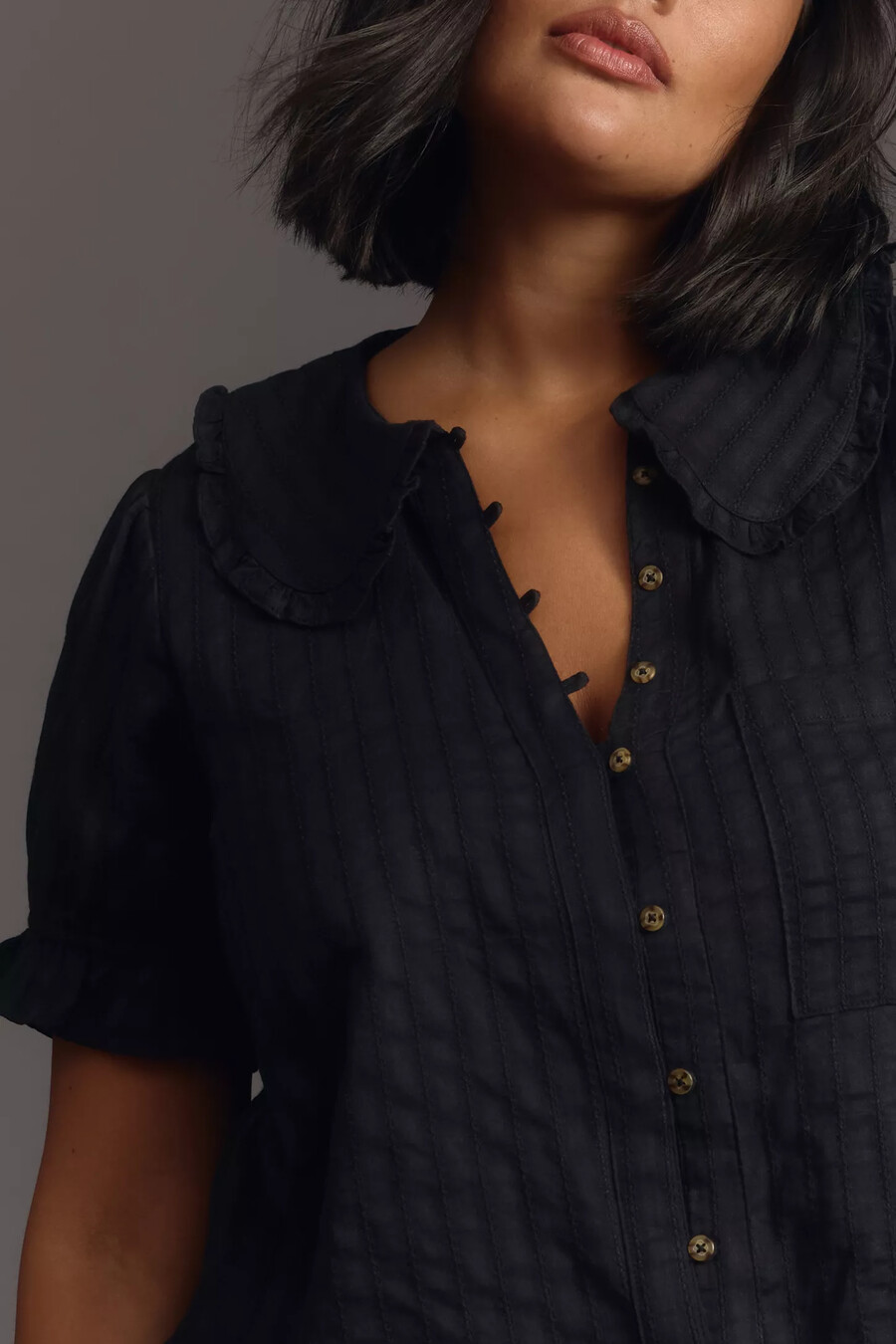 die bluse „keira mit kragen und knopfleiste von pilcro