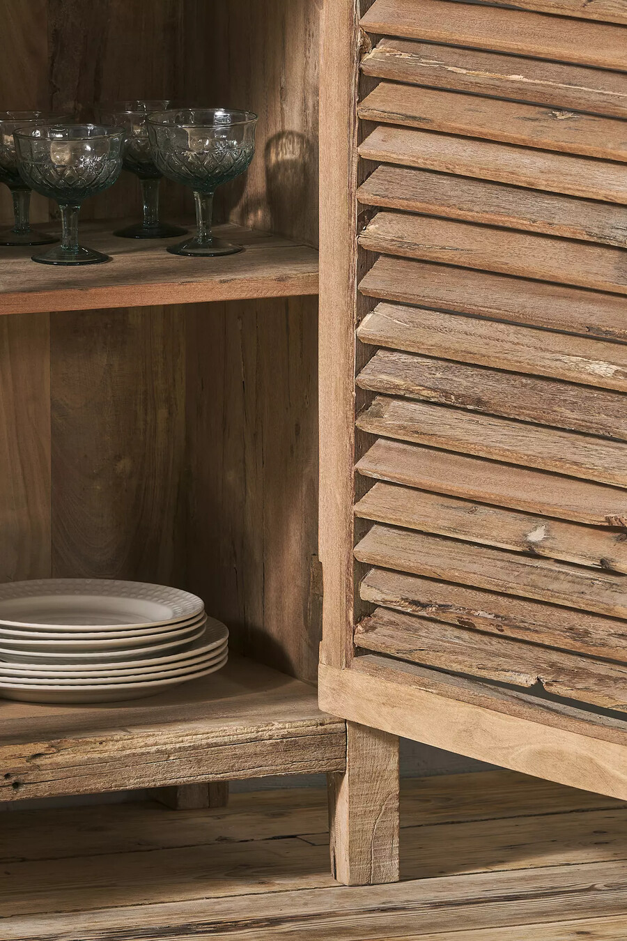 nkuku ibo sideboard aus recyceltem holz mit latten