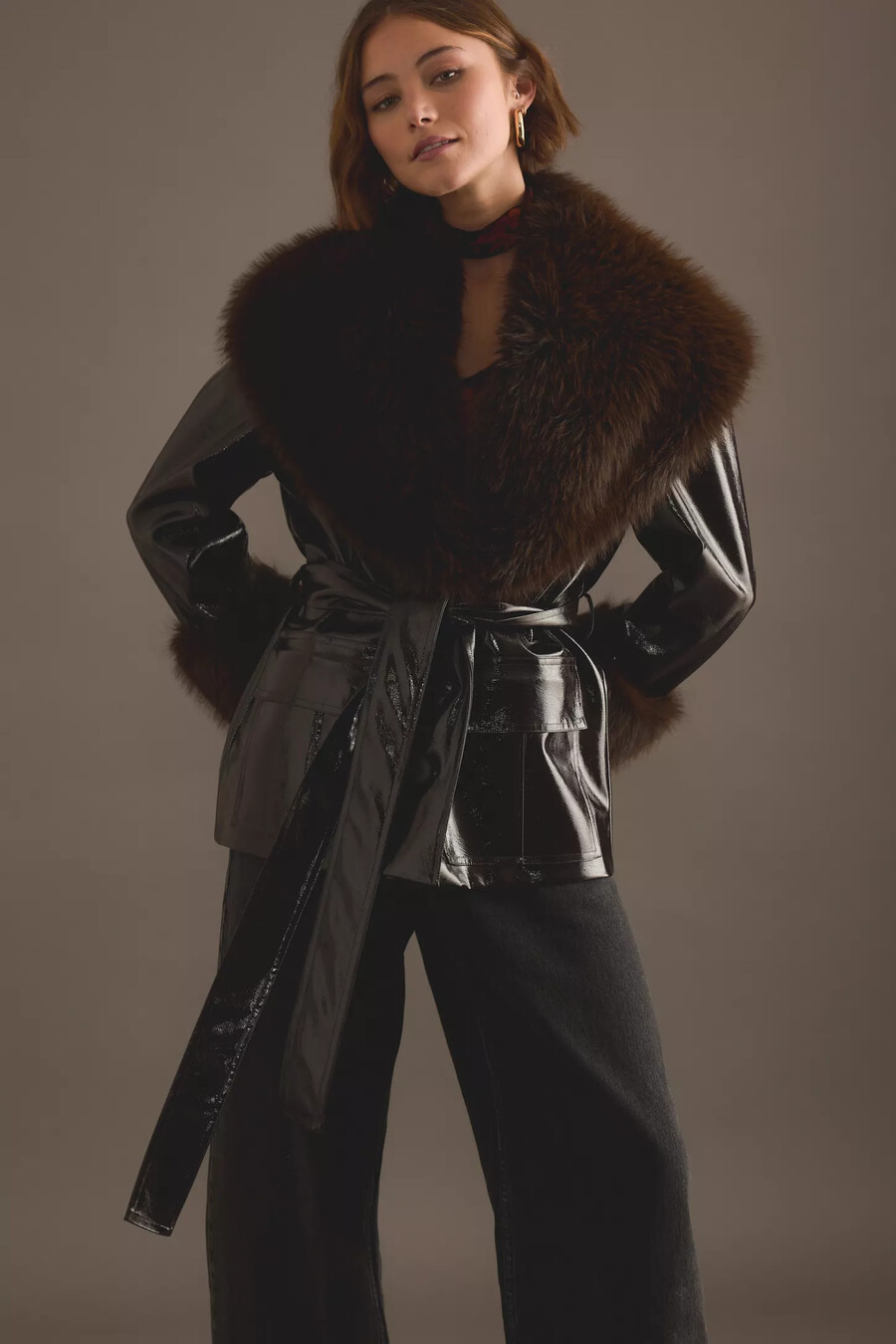 kitri sophie vinyljacke mit kunstpelzbesatz