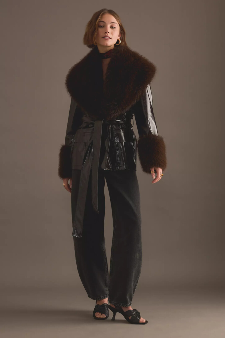 kitri sophie vinyljacke mit kunstpelzbesatz
