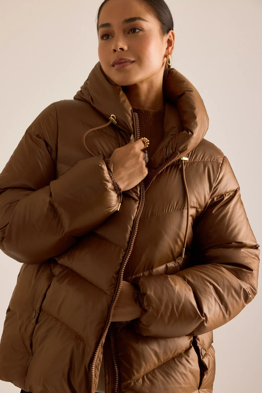 varley madelina leichte daunenjacke