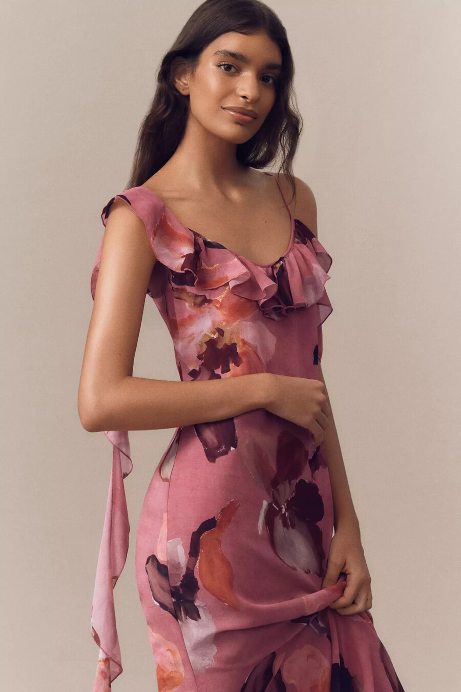 mare mare chiffon rüschen maxikleid mit rundhalsausschnitt