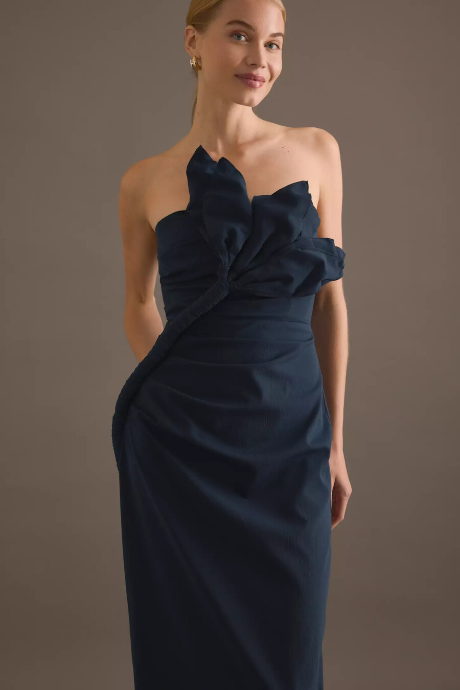 tojha zimran trägerloses maxikleid mit blumenmuster