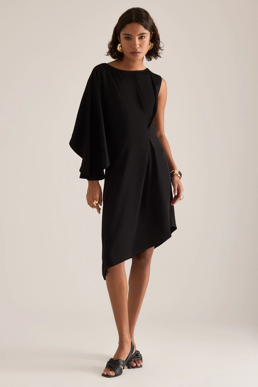 ausgewähltes asymmetrisches midikleid von laurina
