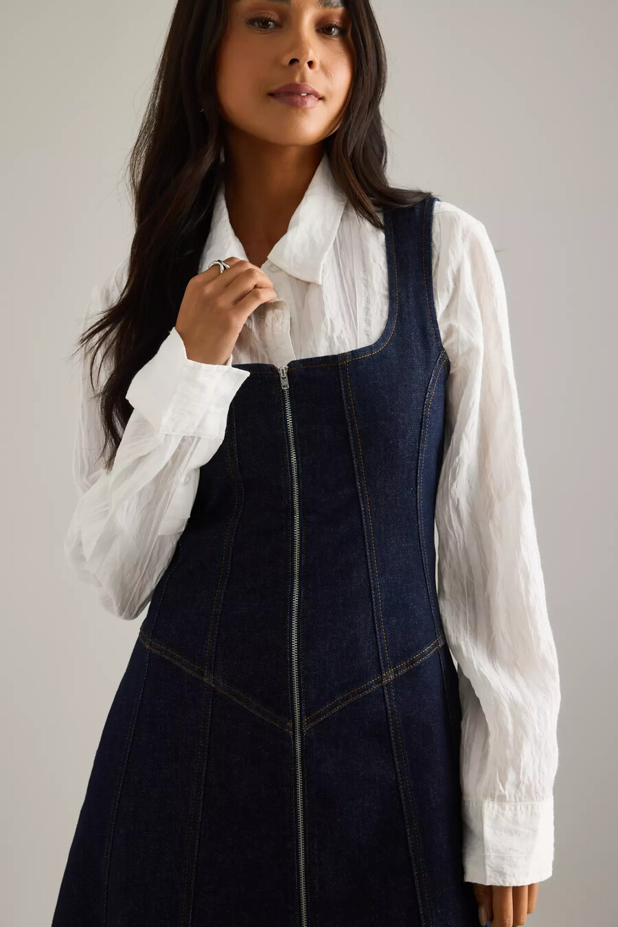 pilcro denim midikleid mit reißverschluss vorne