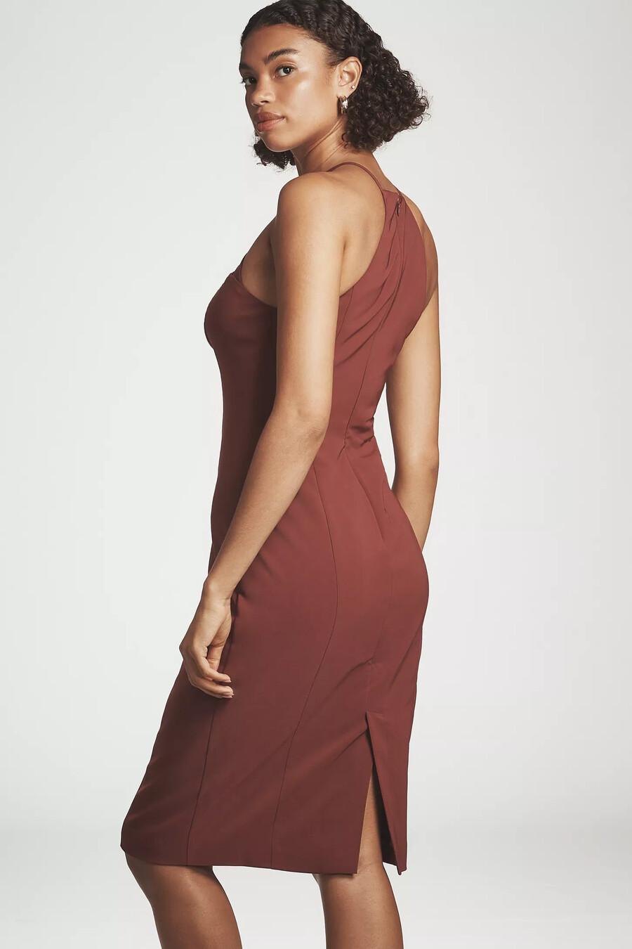 neckholder-kleid mit cut-outs von anthropologie schmal geschnitten midi-länge