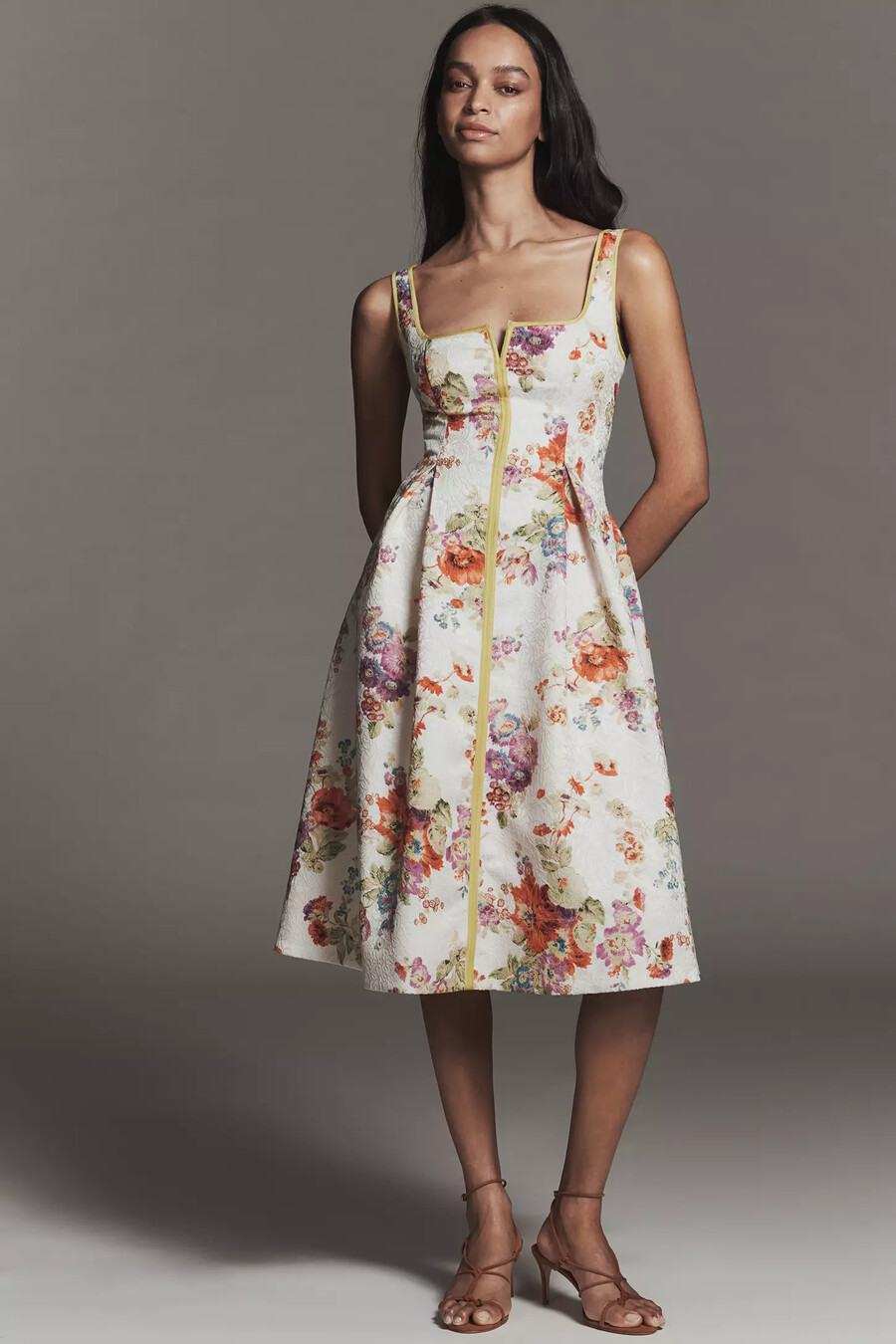 maeve midikleid mit eckigem ausschnitt und paspelierung floralem muster