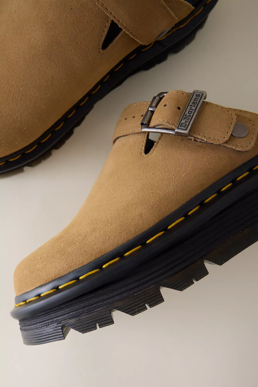dr. martens zebzag slingback-pantoletten aus wildleder