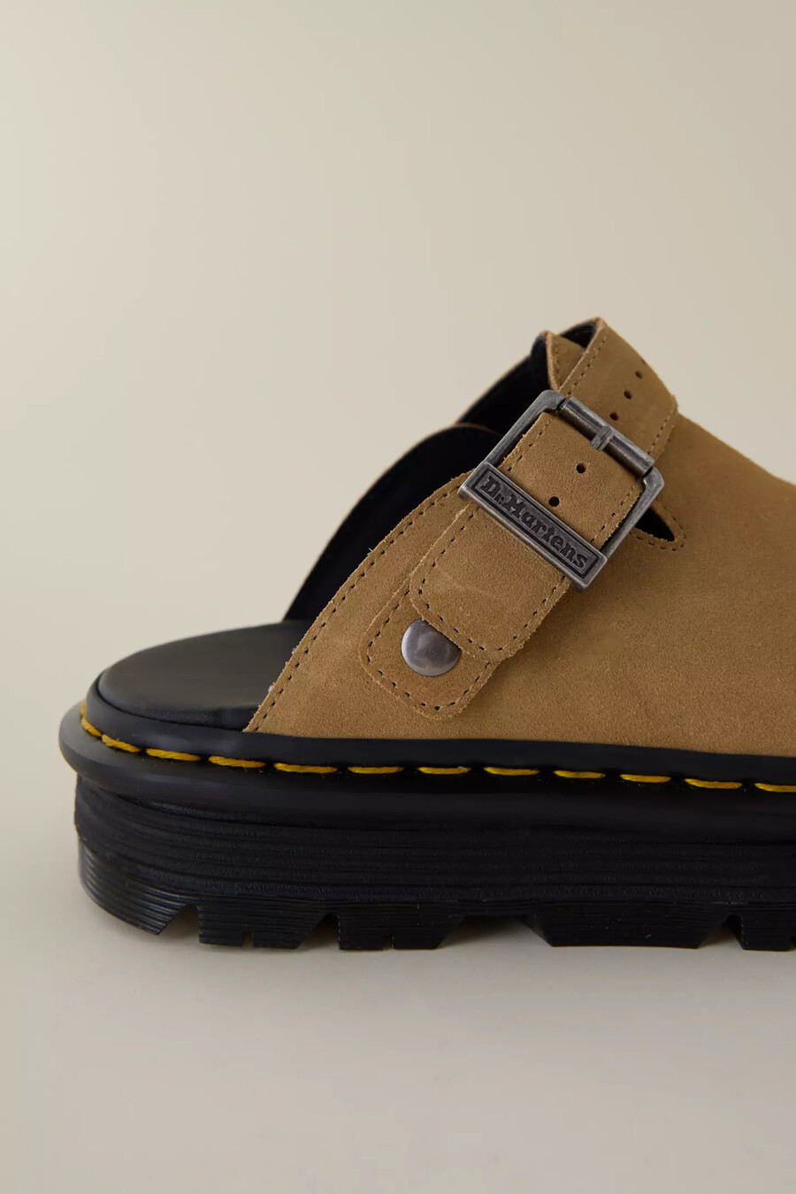 dr. martens zebzag slingback-pantoletten aus wildleder