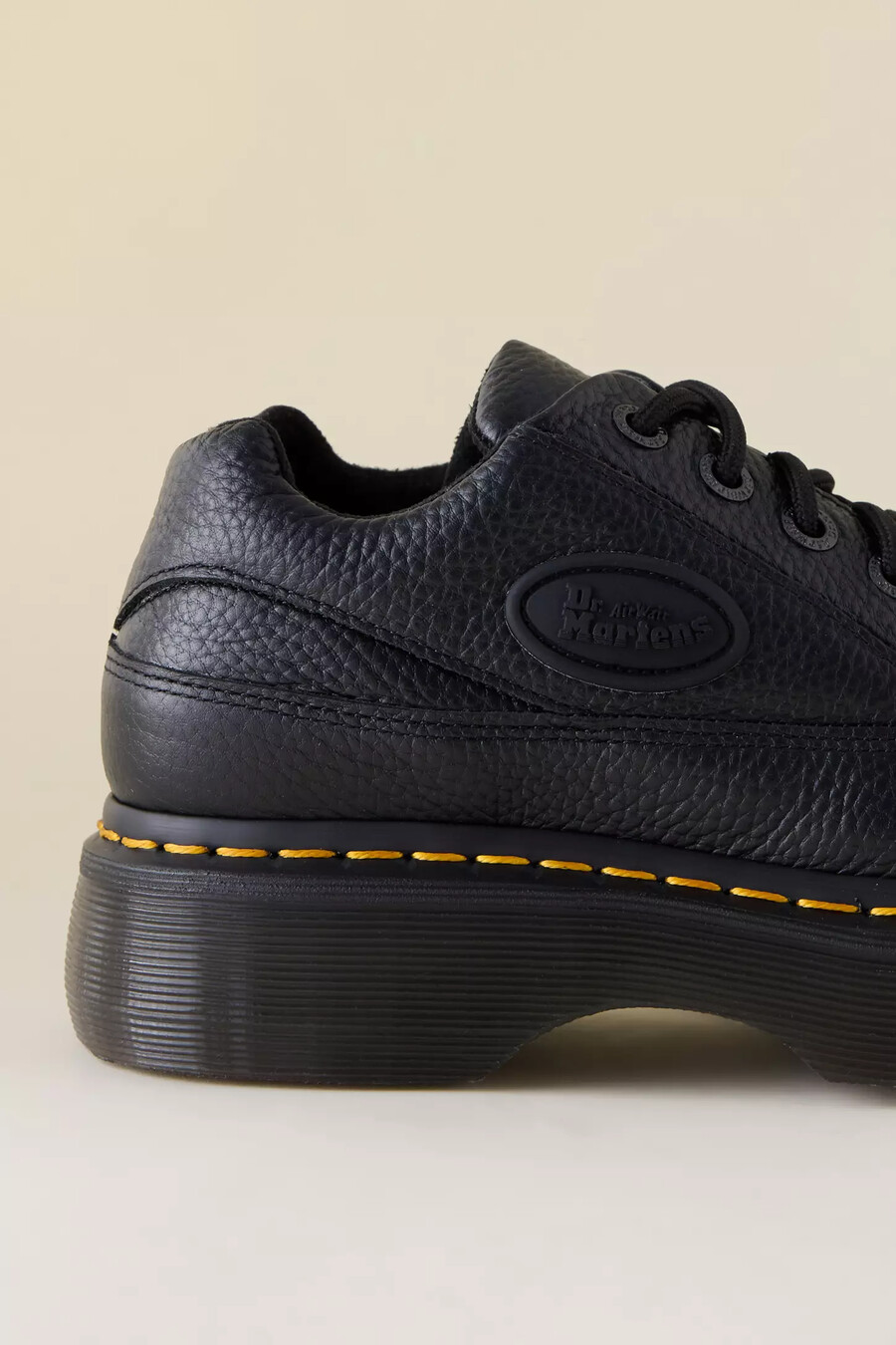 dr. martens buzz 5-eye schuhe