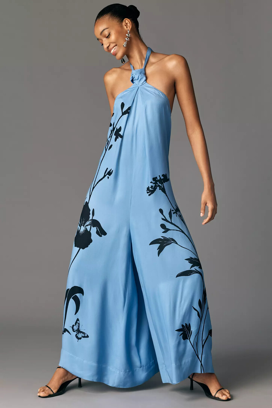 jumpsuit von anthropologie mit taillenbund und bindekragen