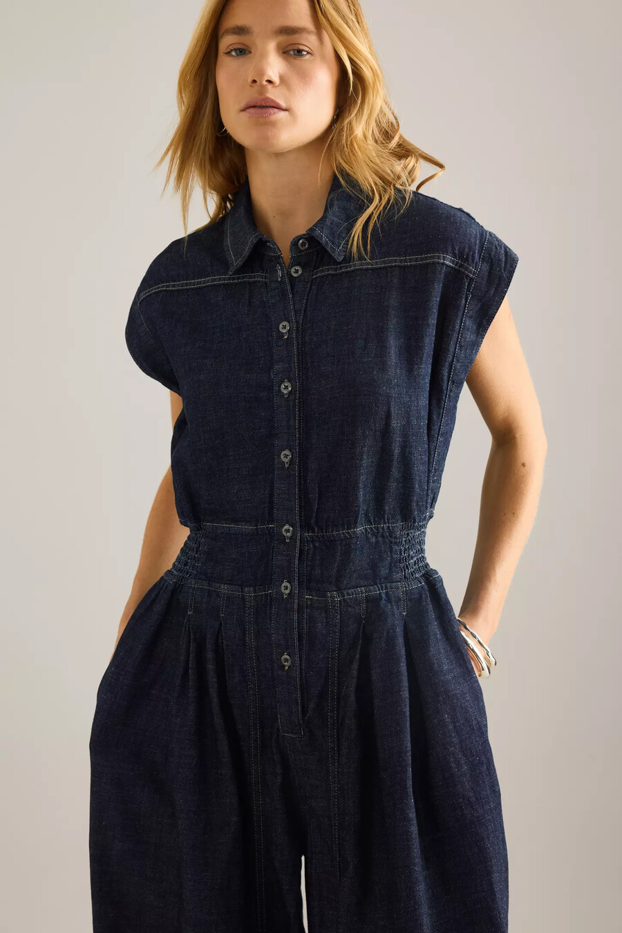 denim-jumpsuit von anthropologie