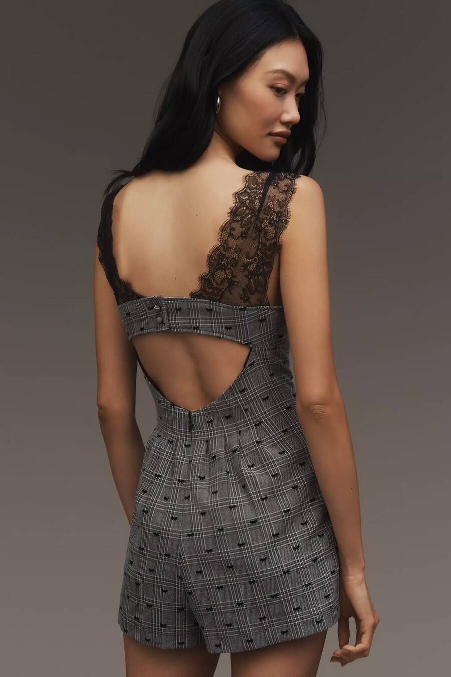 maeve spitzen-playsuit mit v-ausschnitt