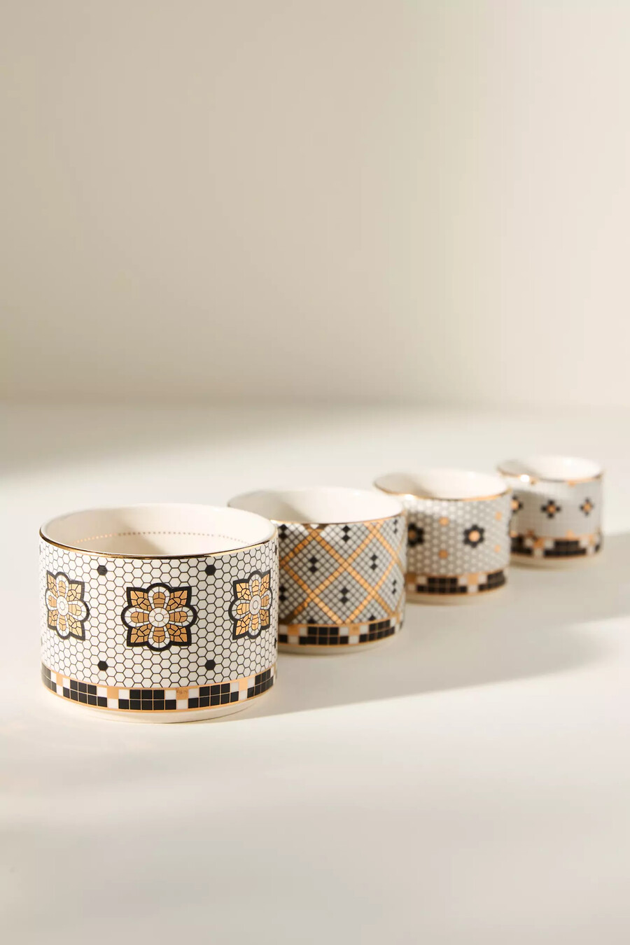 bistro tile messbecher aus steingut 4er-set