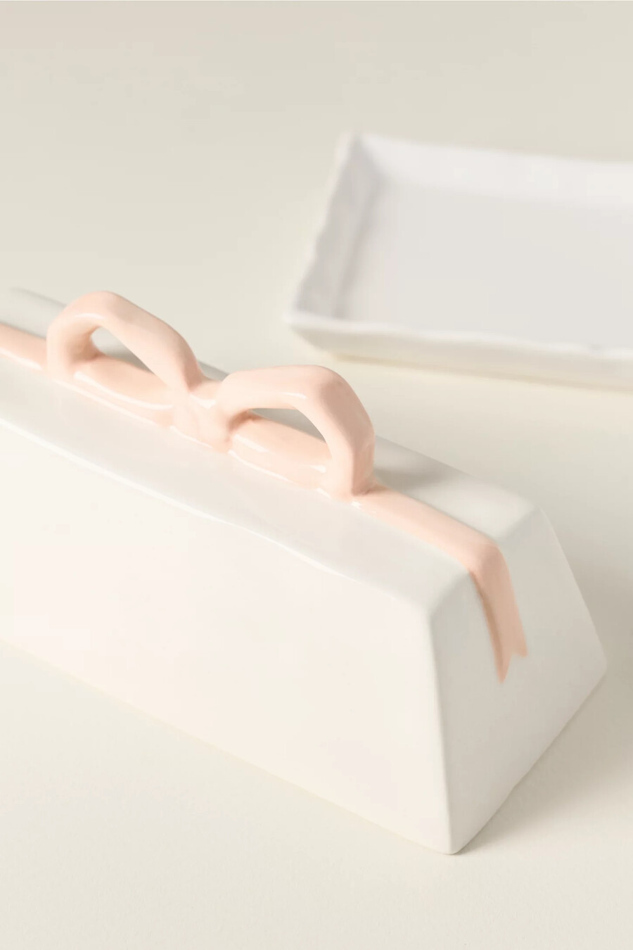 benedita bow butterdose aus keramik-steingut