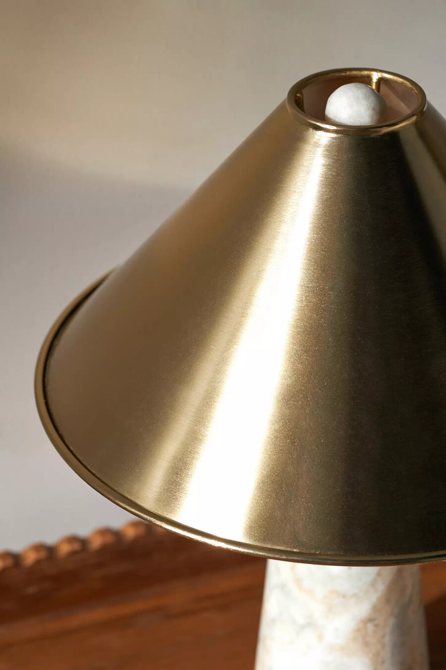 tischleuchte aus himmelmarmor