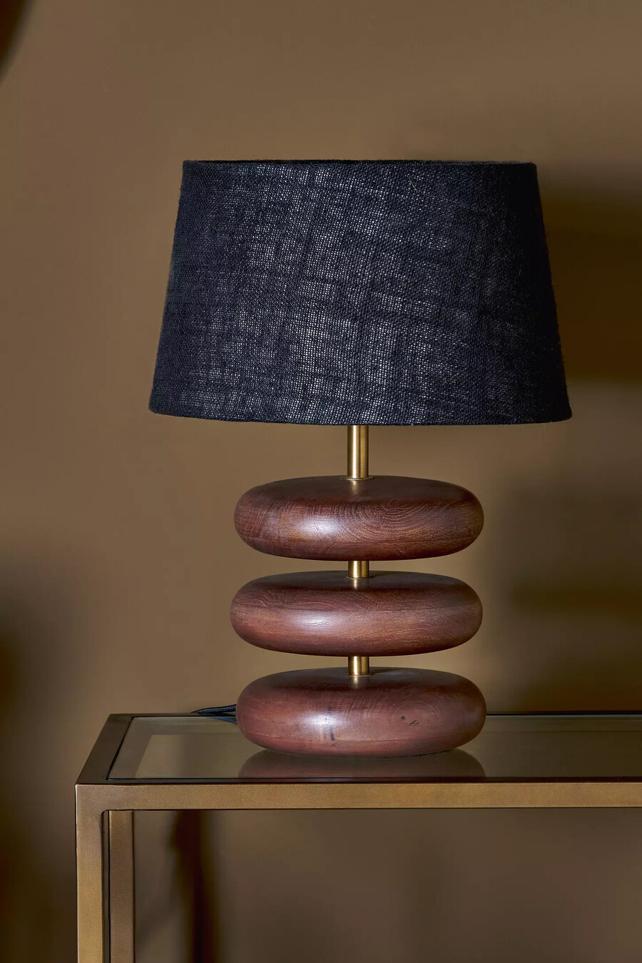 nkuku kankad tischlampe aus mangoholz