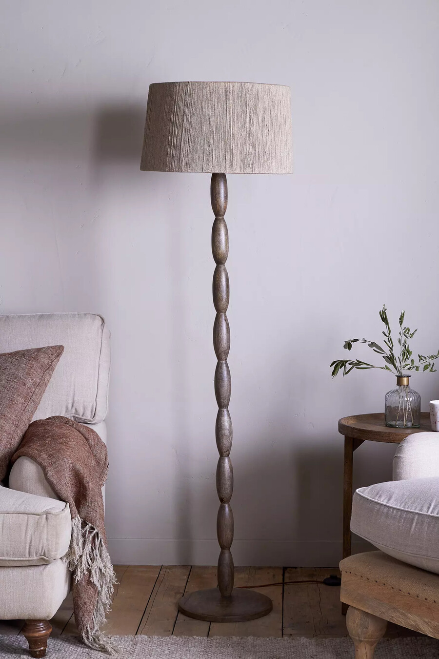 nkuku konali stehlampe aus mangoholz