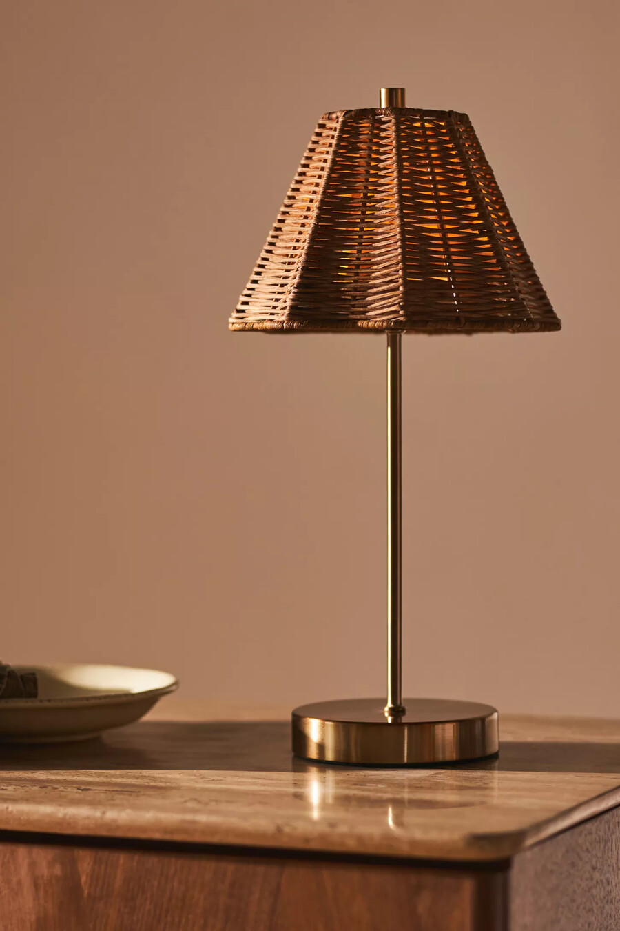 sutton wiederaufladbare tischlampe