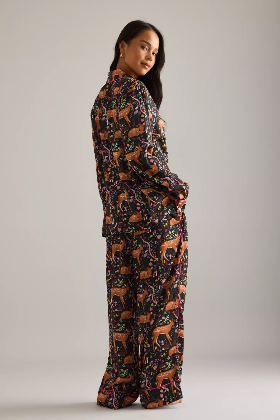 karen mabon flora und rehkitz langer pyjama set