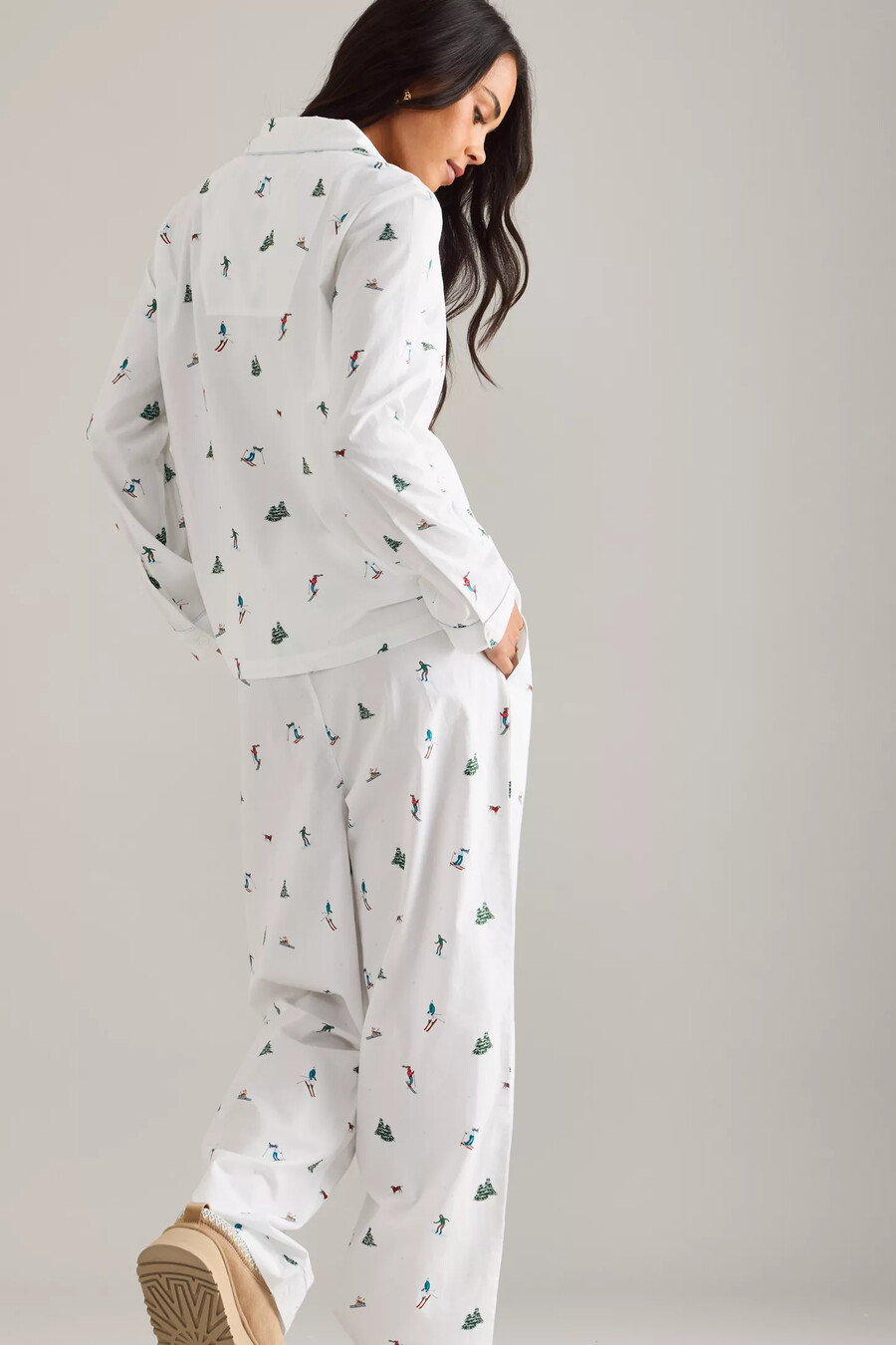 chelsea peers ski print long pyjama set