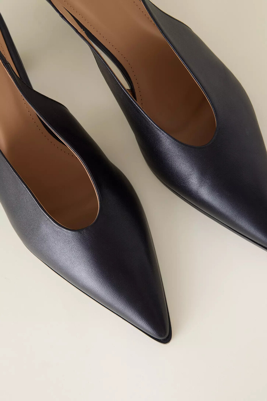geschmeidige avalon-leder-slingback-pumps