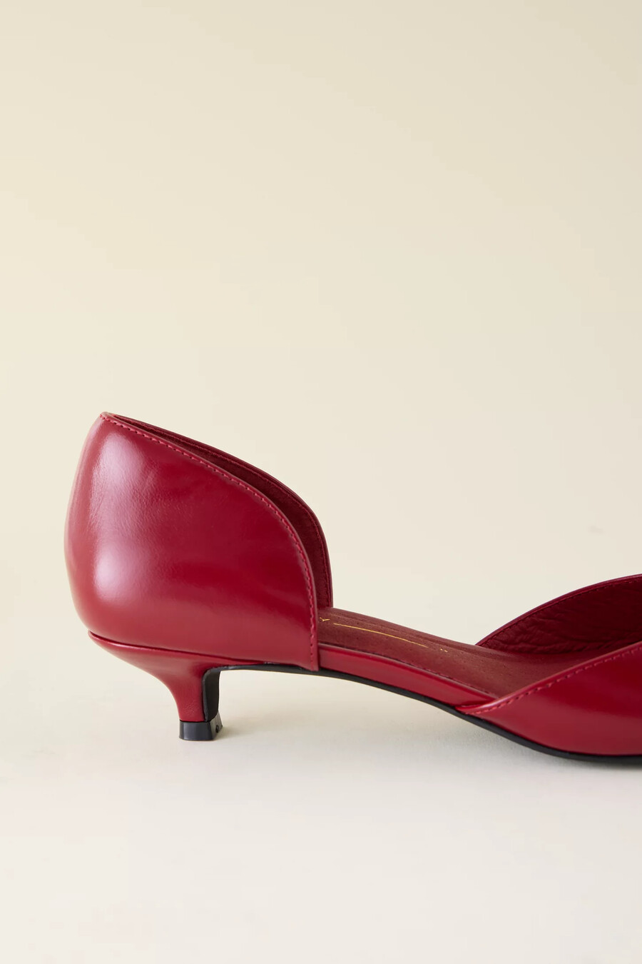 absichtlich leere carol bow heels