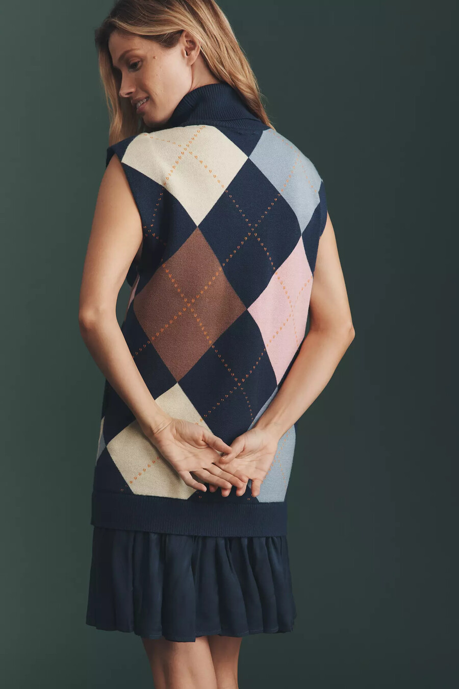 maeve falten-strickwesten-minikleid