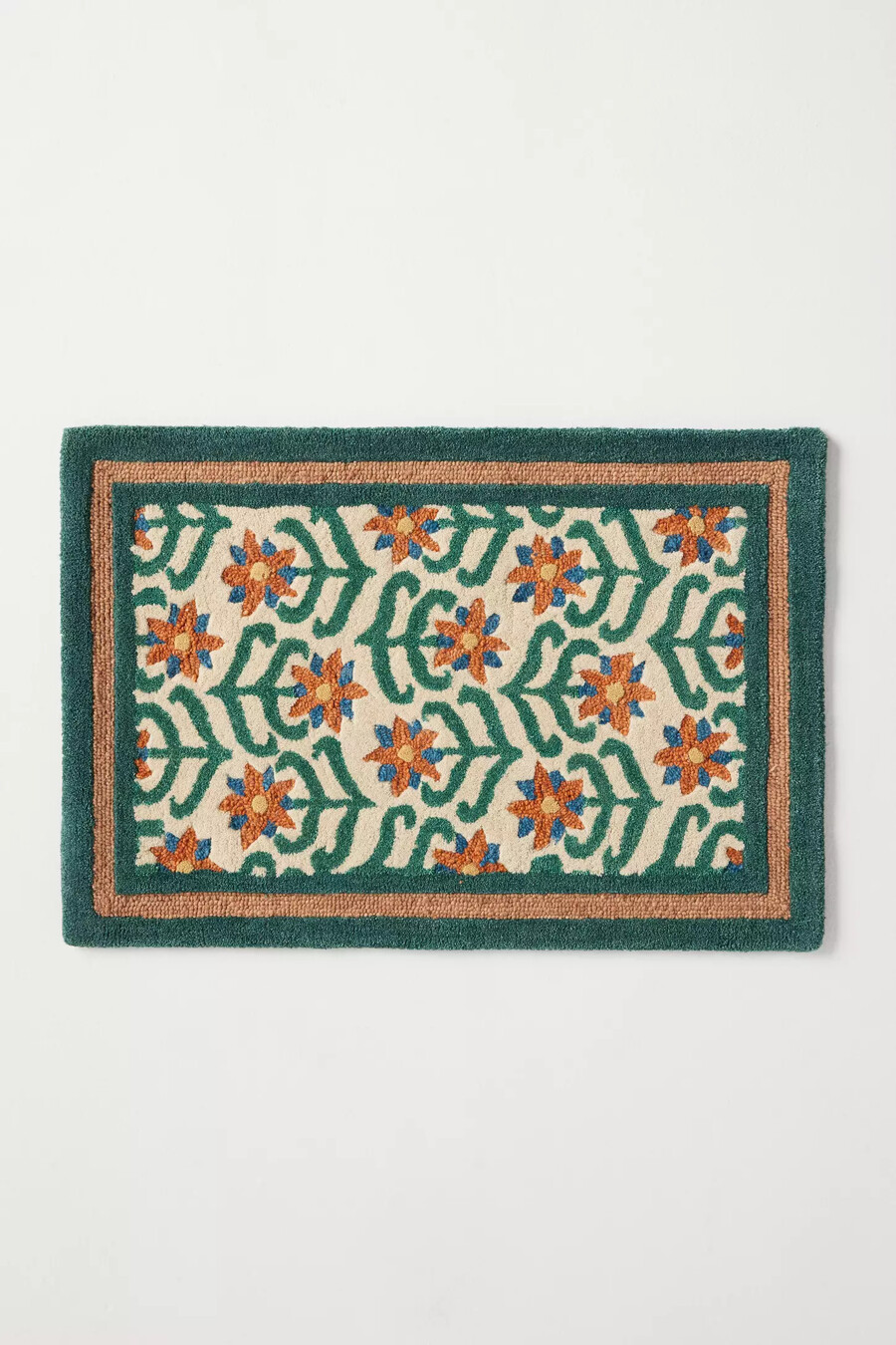 bedruckter getufteter wollteppich mit blumenmuster