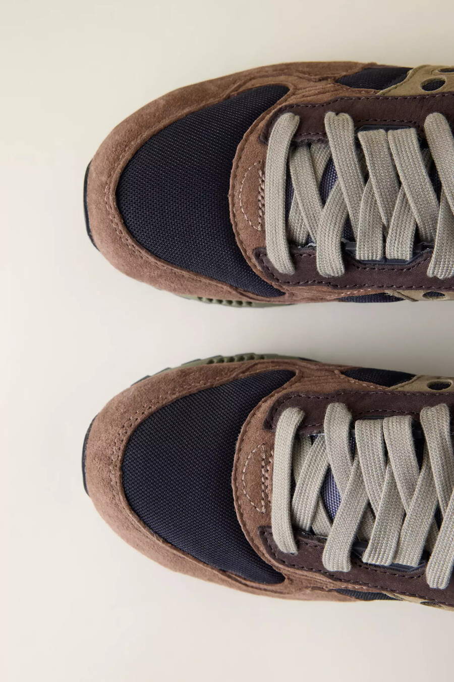 saucony shadow 5000 trainer