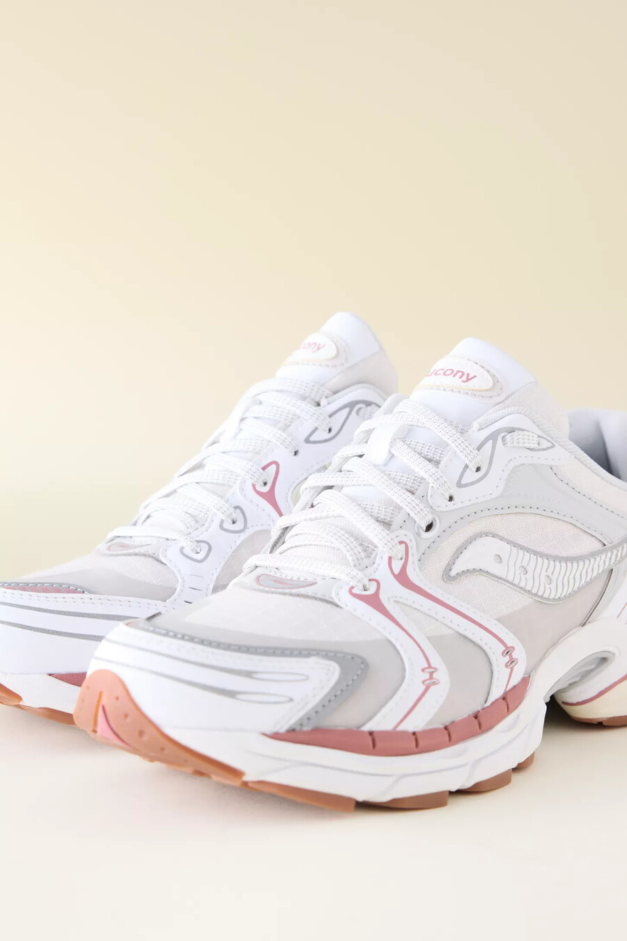 saucony progrid triumph 4 trainer