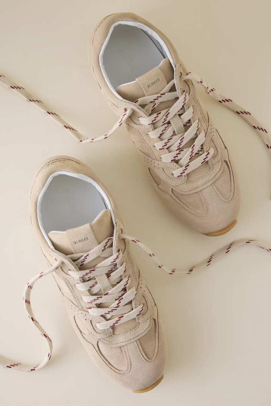 alohas tb.56 wildleder-sneaker aus cremefarbenem leder